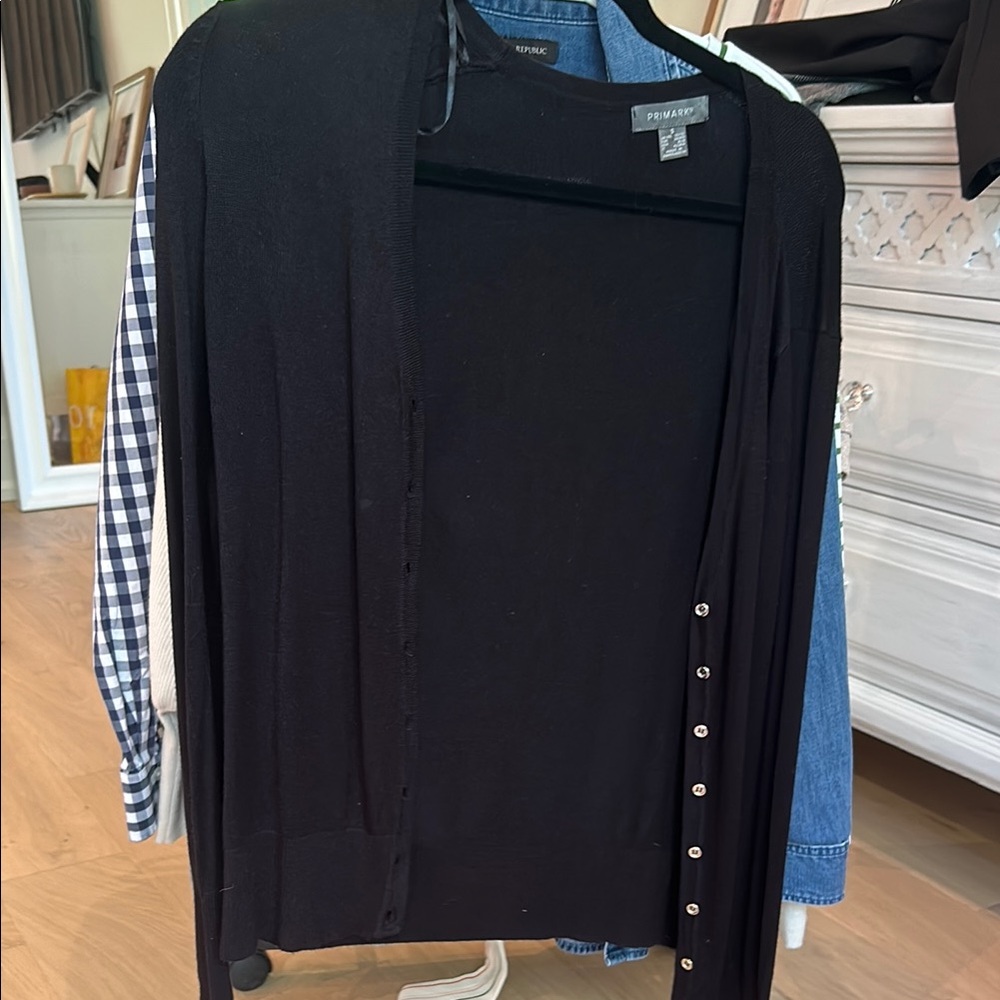 Primark Black Cardigan Sweater with Classic Silhouette